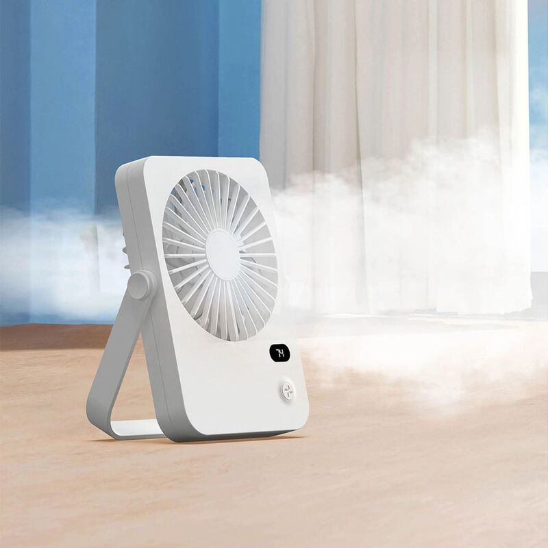 Misting lichtgewicht draagbare tafelventilator 1200mAh batterij borstelloze motor voor stille koeling