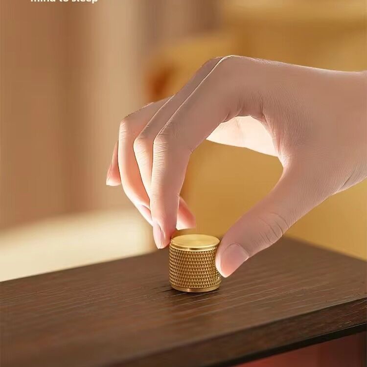 Real Wood USB Aroma Diffuser with 0.5L Capacity and Silent Operation <36dB for Household Aromatherapy